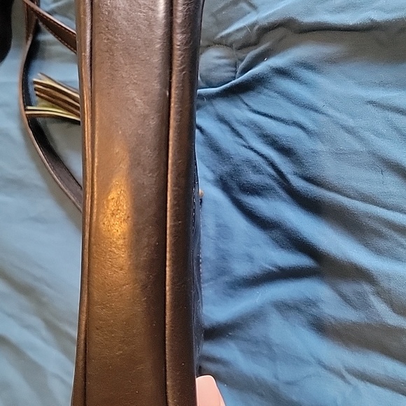 Dooney & Bourke Black Genuine Leather Crossbody Tassle Bag‎ - Picture 5 of 12